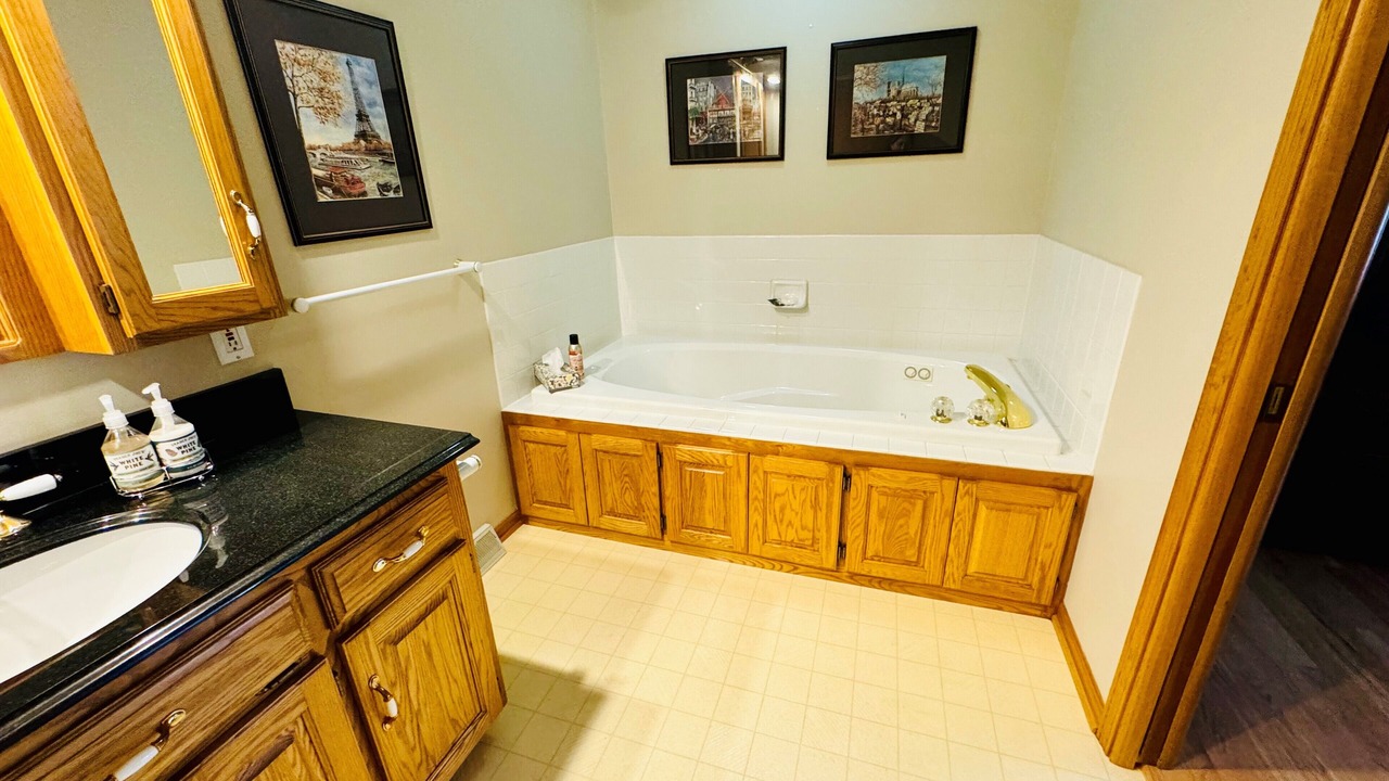 Photo of Bathroom in Spicer