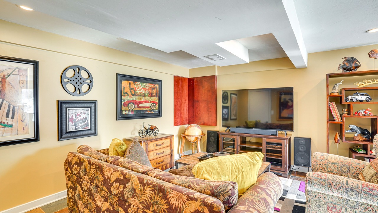Photo of Bedroom in Savage