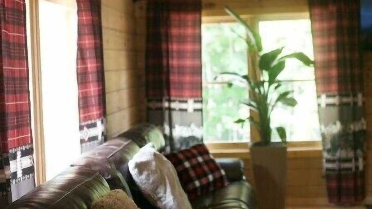 Photo of Livingroom in Cobourg