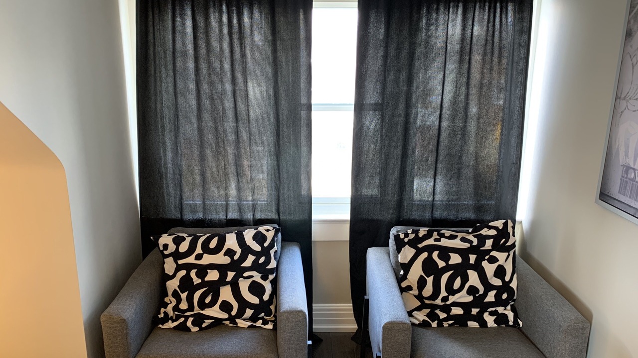 Photo of Livingroom in Upper Beaches