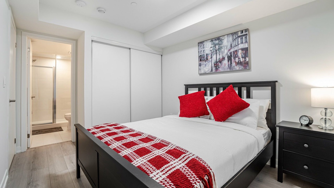 Photo of Bedroom in Erin Mills
