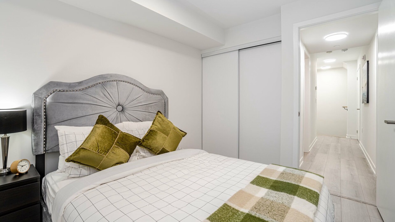 Photo of Bedroom in Erin Mills