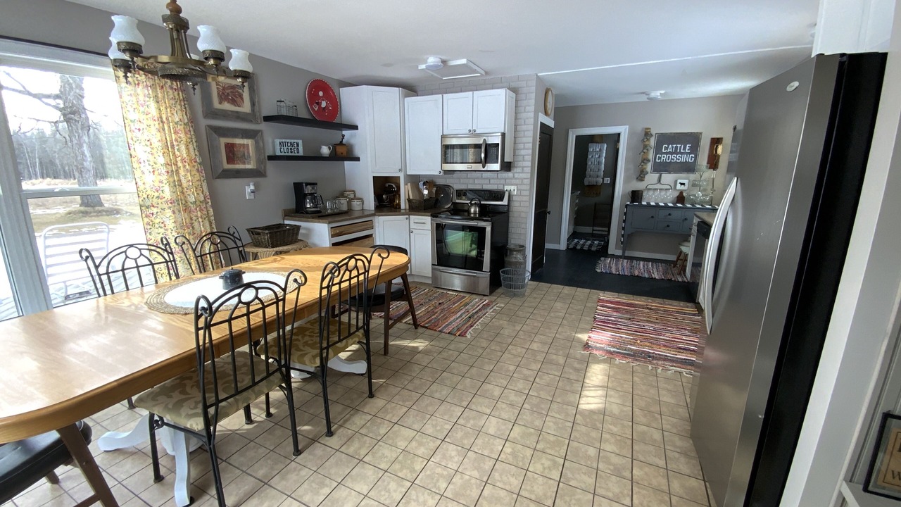 Photo of Kitchen in Remer