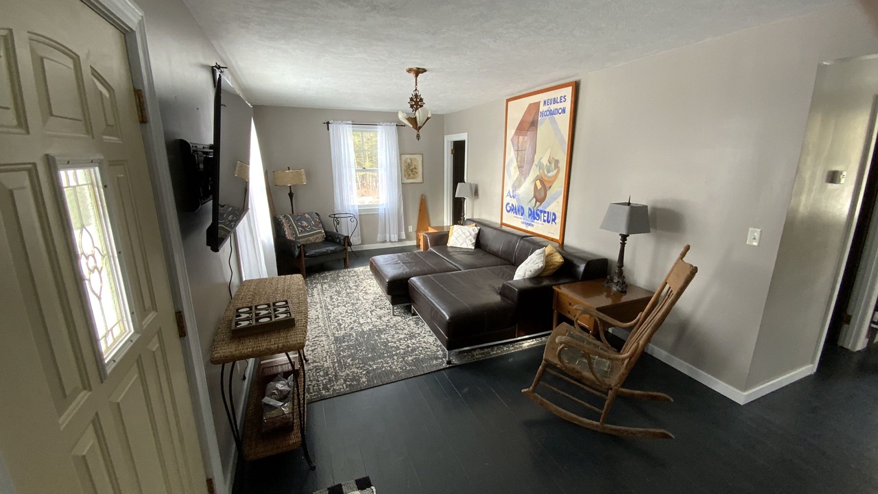 Photo of Livingroom in Remer
