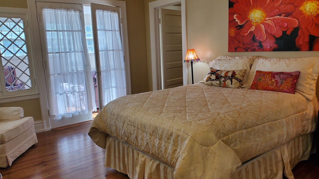 Photo of Bedroom in Fort Erie