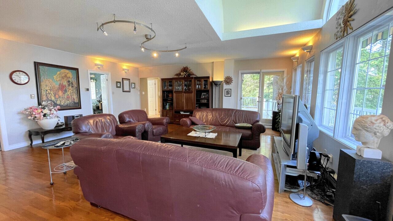Photo of Livingroom in Trent Lakes