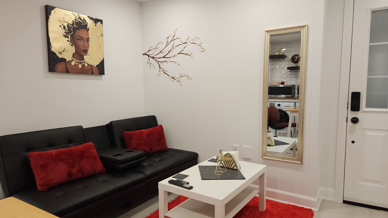 Photo of Livingroom in York Regional Municipality