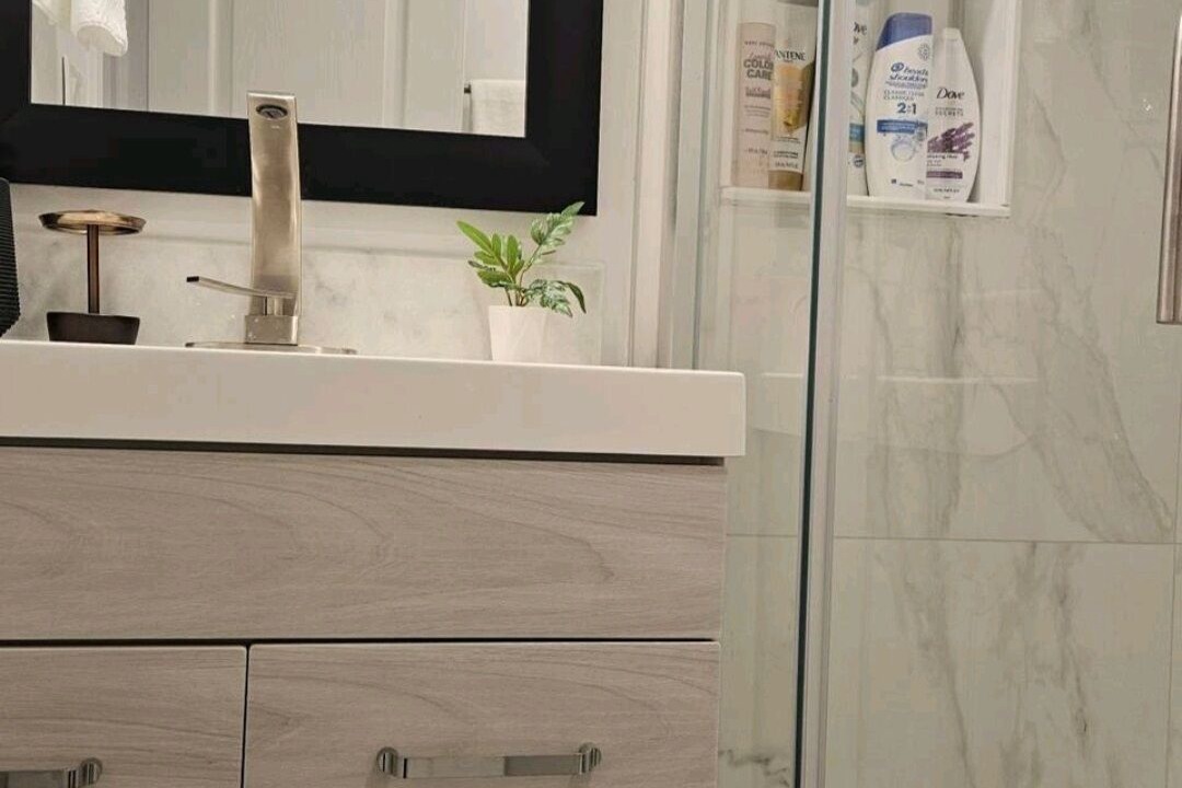 Photo of Bathroom in York Regional Municipality