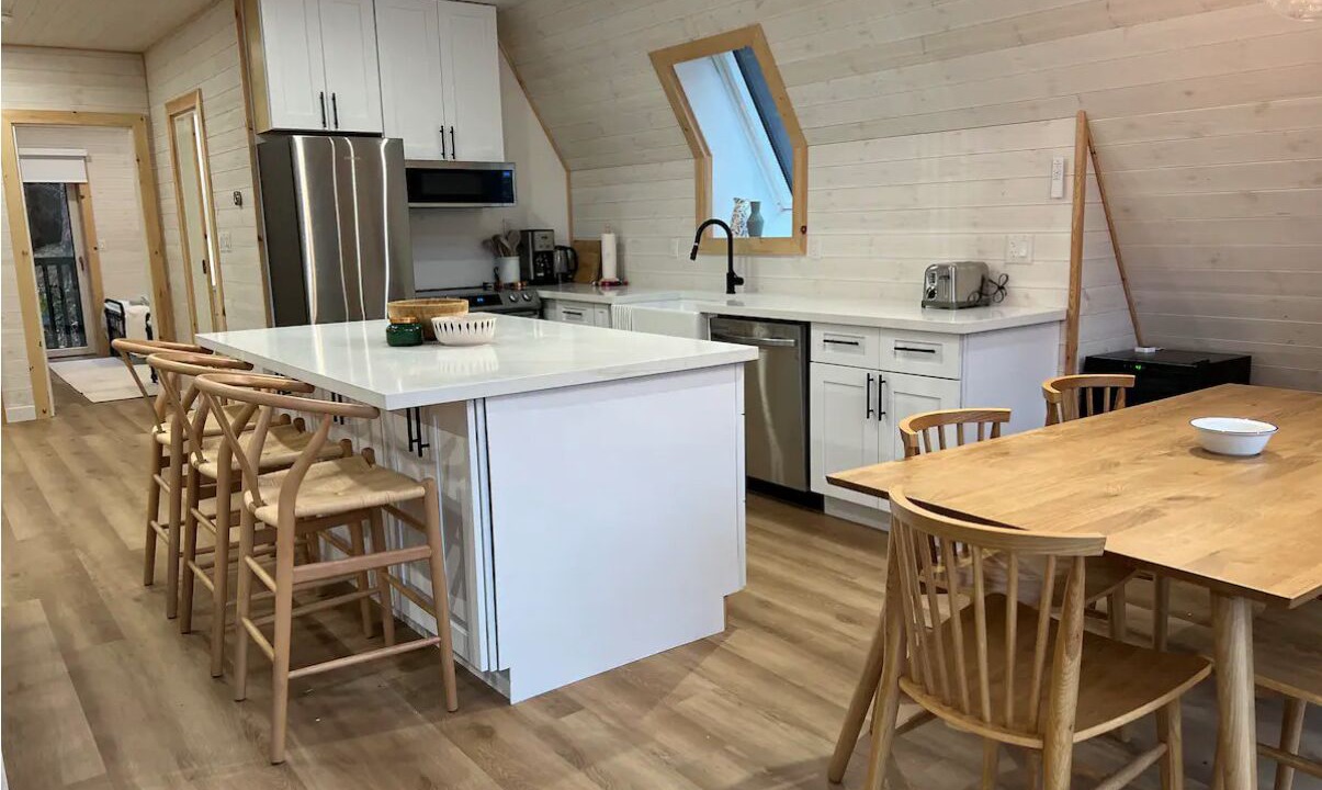 Photo of Kitchen in Georgian Bay