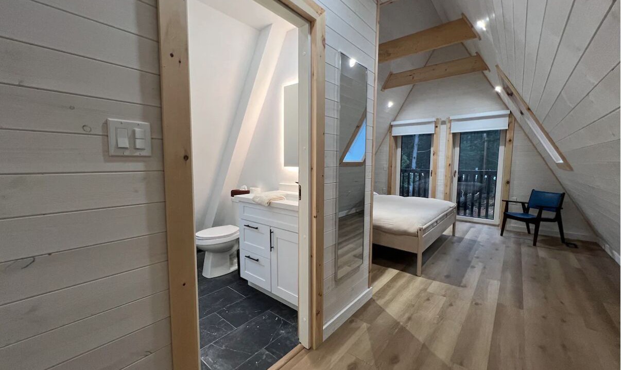 Photo of Bedroom in Georgian Bay