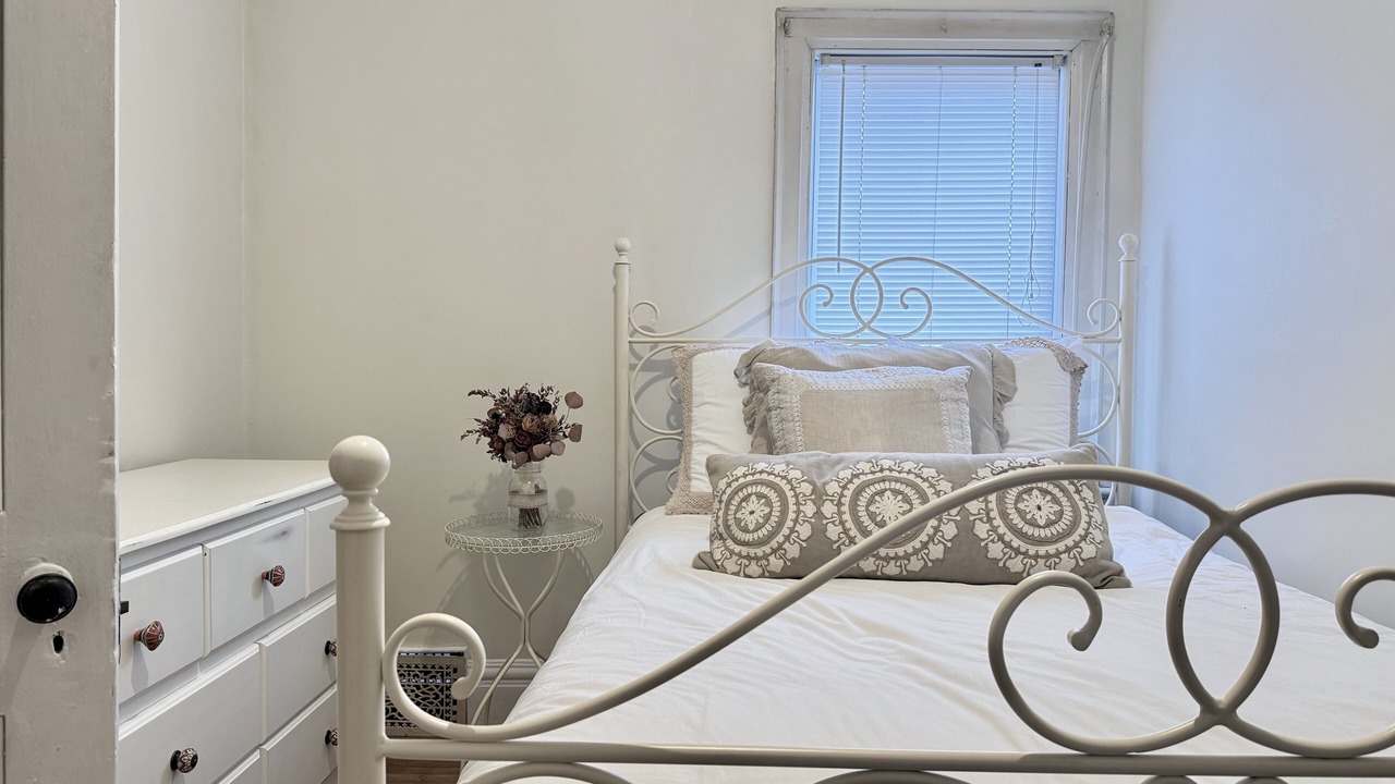 Photo of Bedroom in Trinity - Bellwoods