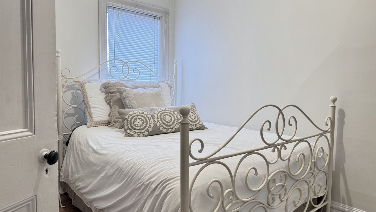 Photo of Bedroom in Trinity - Bellwoods