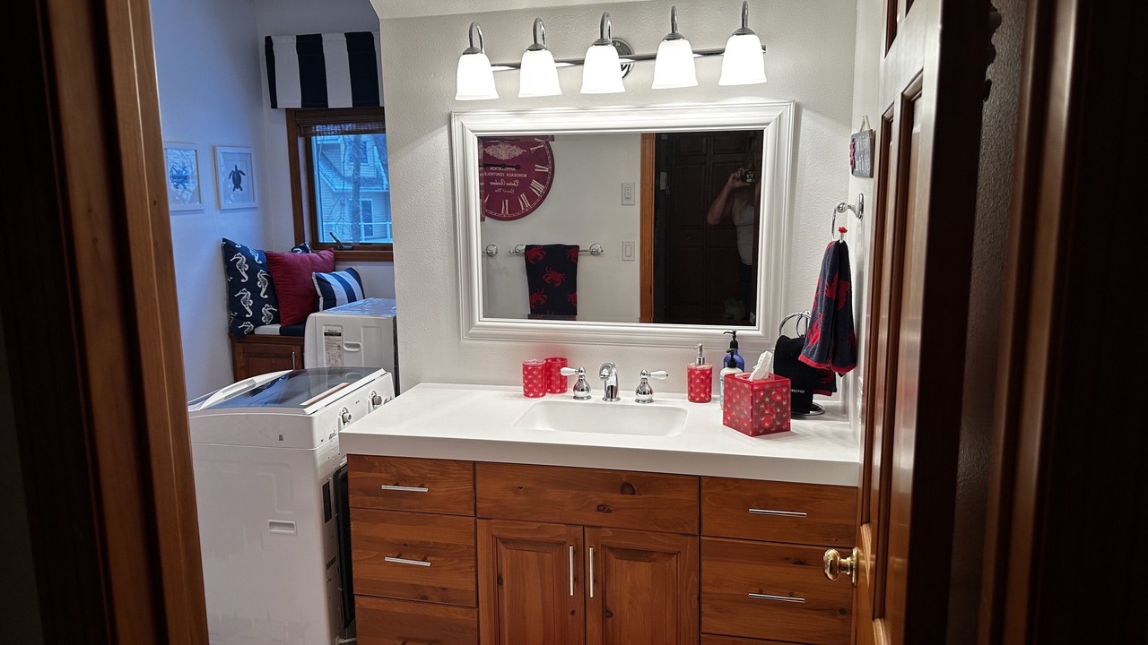 Photo of Bathroom in Spicer