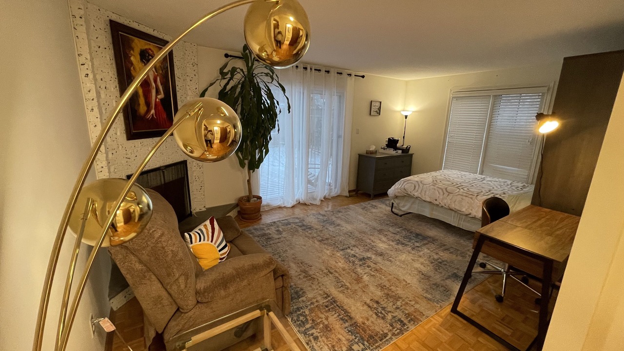 Photo of Bedroom in Oakville
