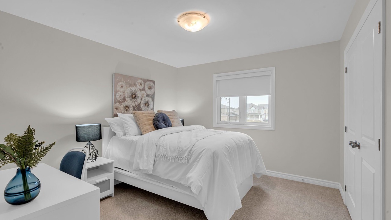 Photo of Bedroom in Ottawa Division