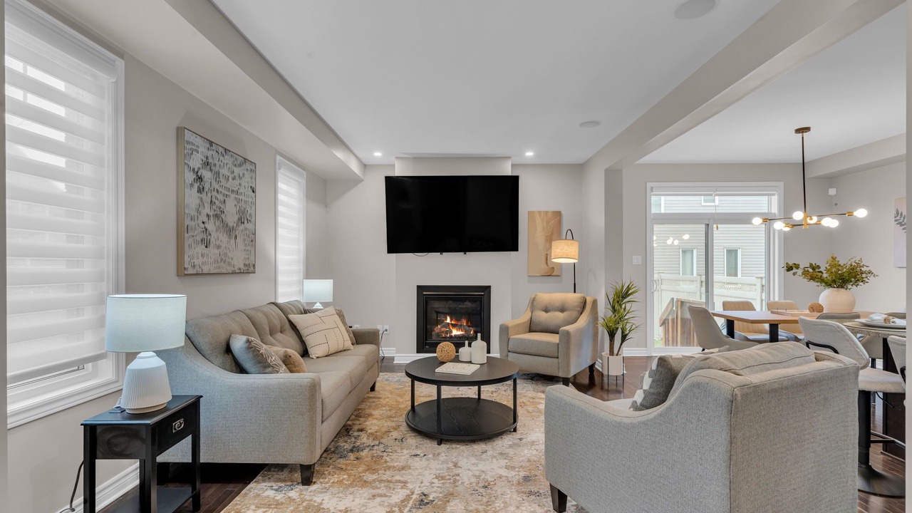 Photo of Livingroom in Ottawa Division