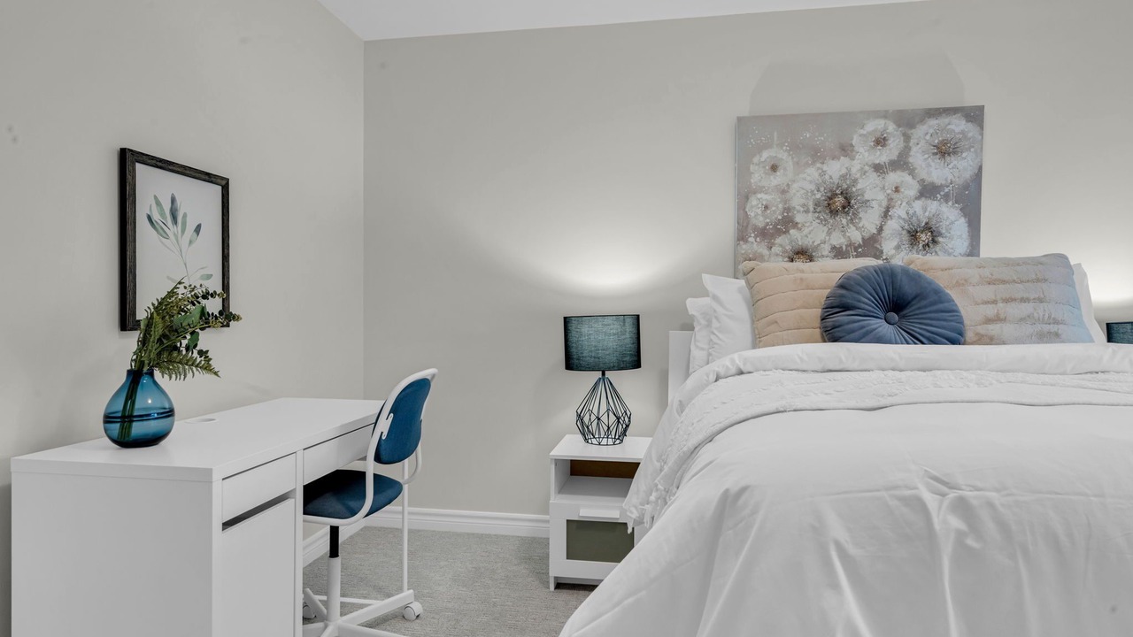 Photo of Bedroom in Ottawa Division