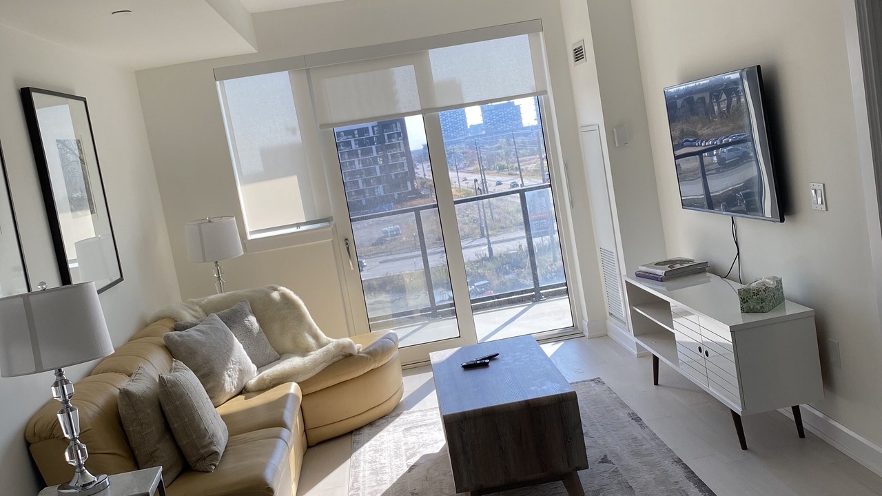 Photo of Livingroom in Oakville