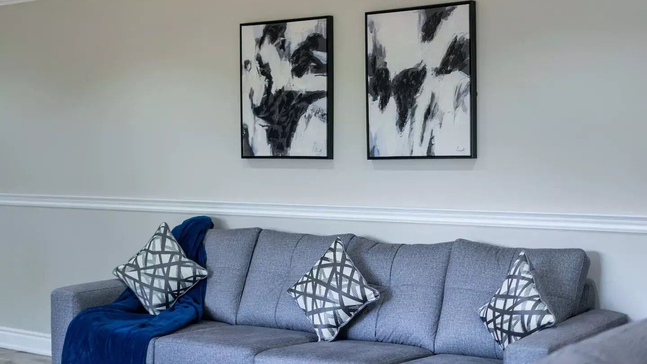Photo of Livingroom in Caledon