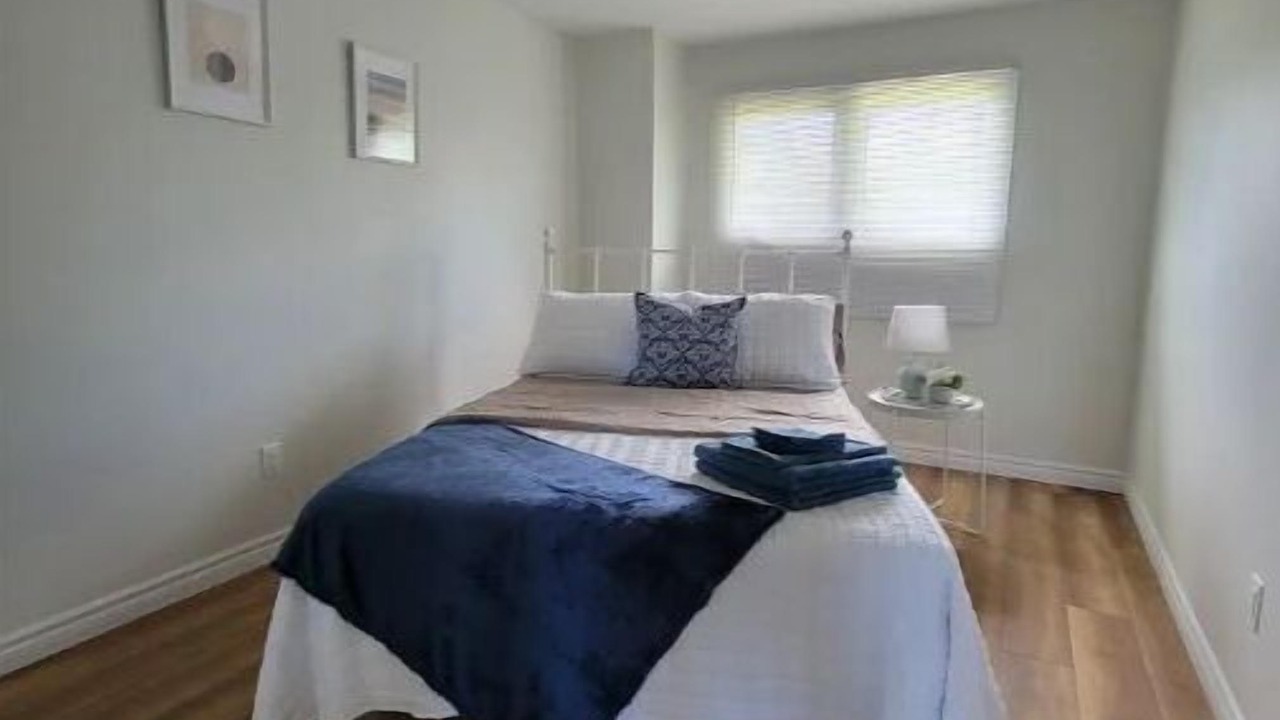 Photo of Bedroom in Erin Mills