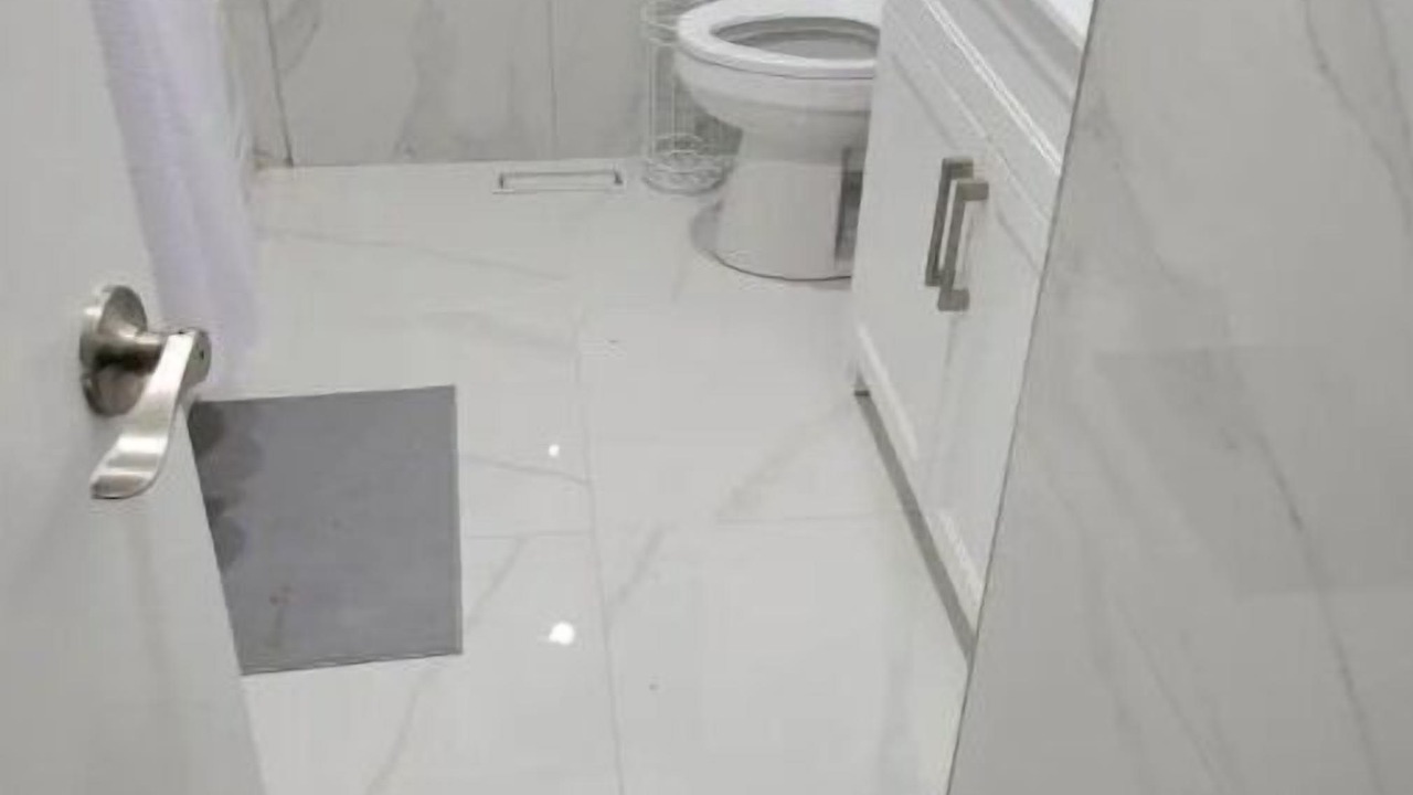 Photo of Bathroom in Erin Mills