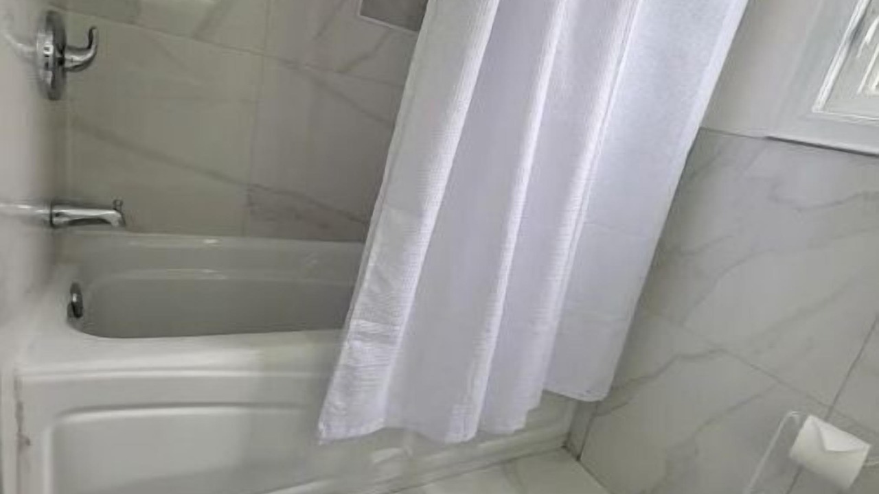 Photo of Bathroom in Erin Mills
