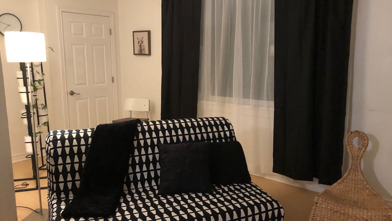 Photo of Livingroom in Port Credit