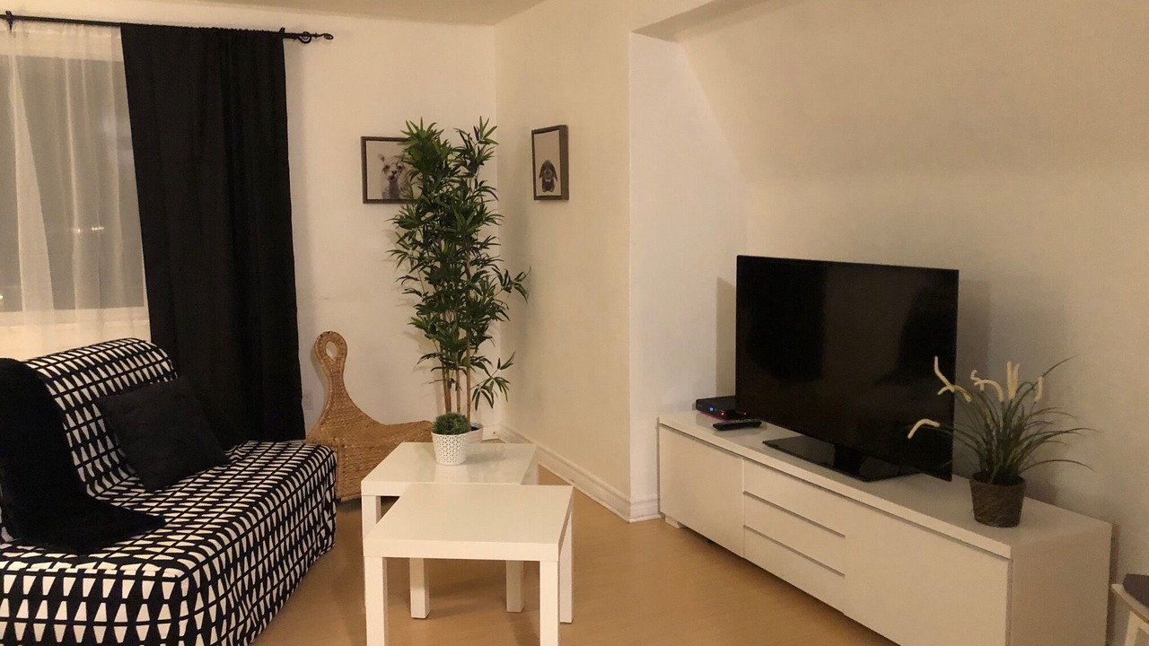 Photo of Livingroom in Port Credit