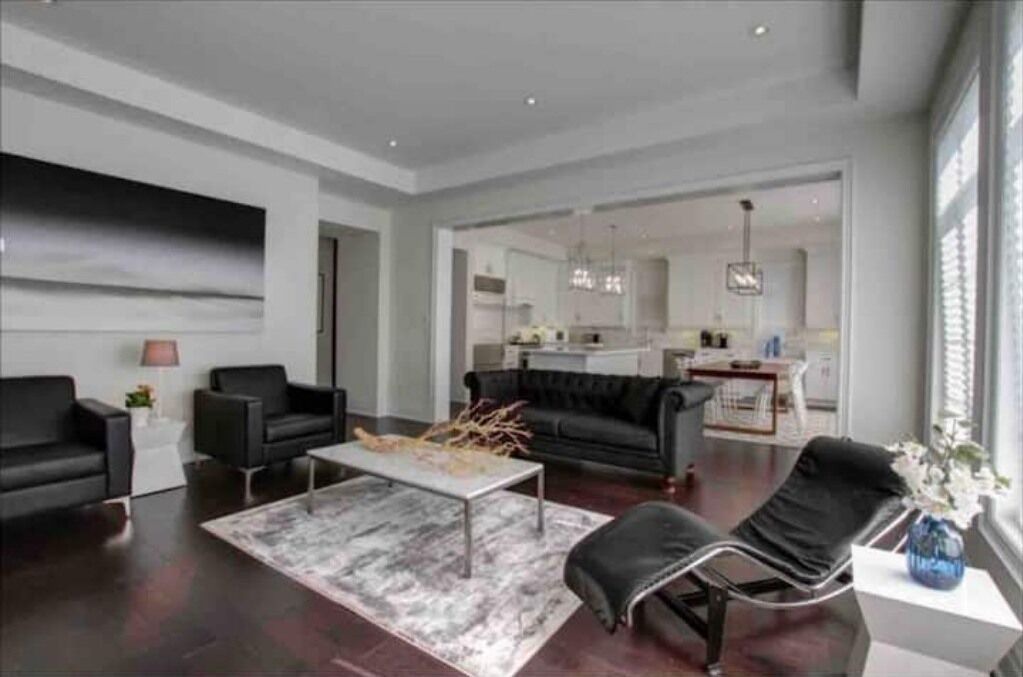 Photo of Livingroom in Oakville