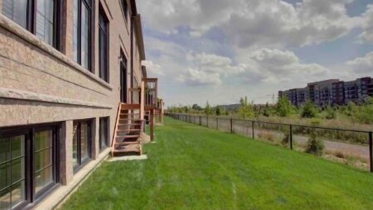 Photo of Outdoor in Oakville