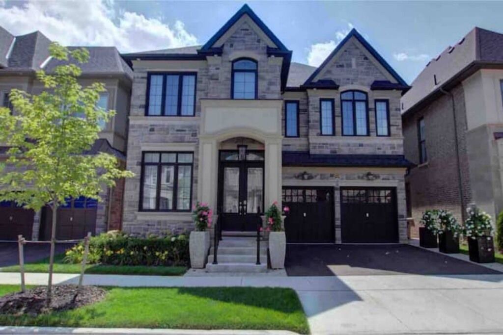 Photo of Outdoor in Oakville