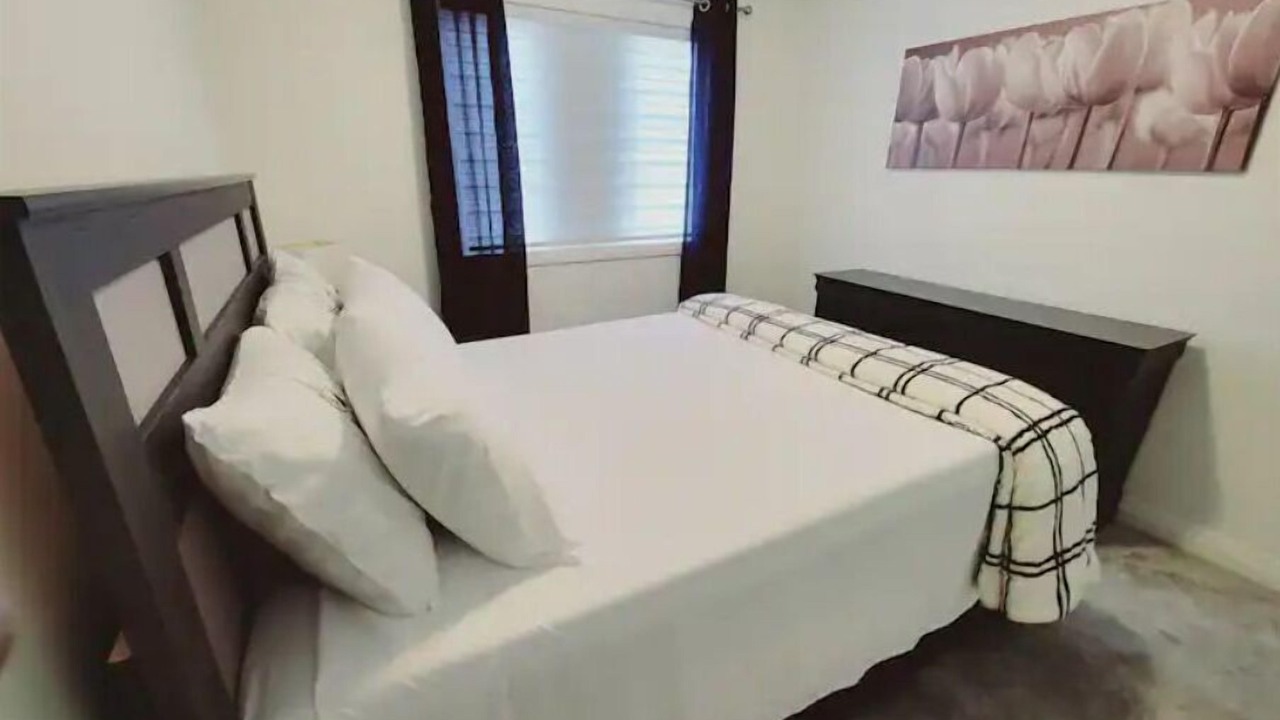 Photo of Bedroom in Penetanguishene