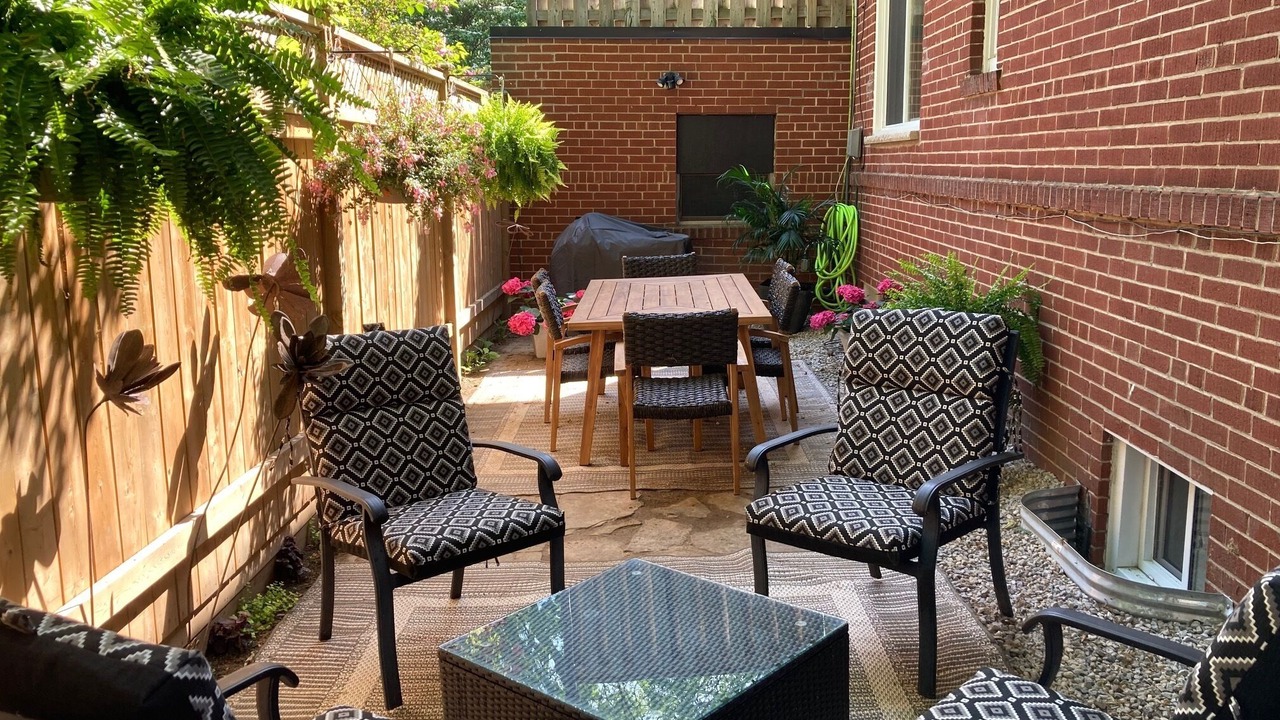Photo of Outdoor in Midtown Toronto