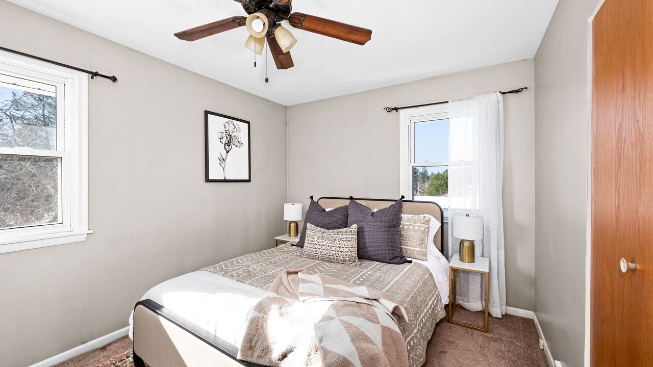 Photo of Bedroom in Kenwood