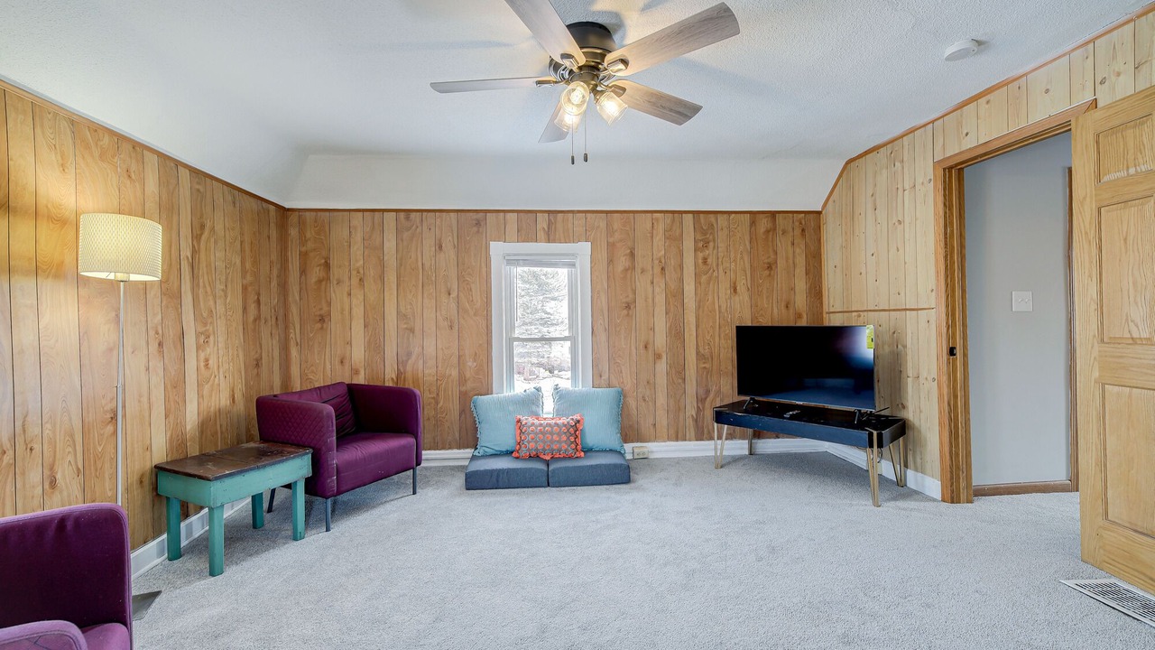 Photo of Livingroom in West Seventh