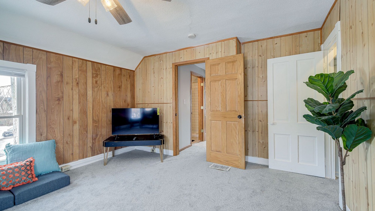 Photo of Livingroom in West Seventh