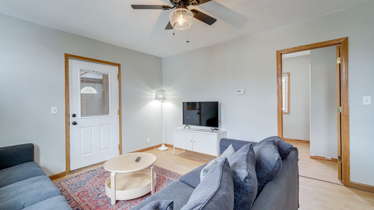 Photo of Livingroom in West Seventh