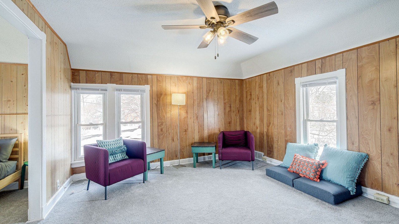 Photo of Livingroom in West Seventh