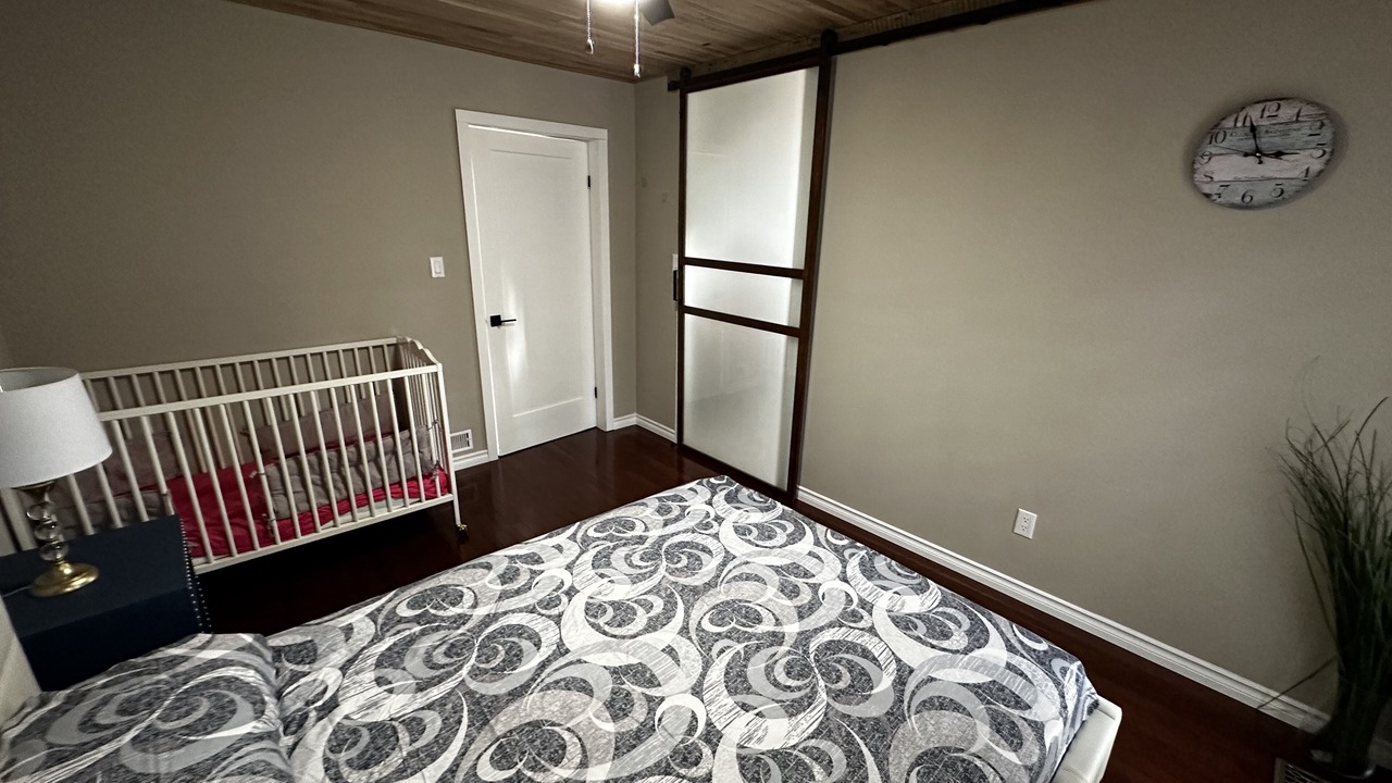 Photo of Bedroom in Bracebridge
