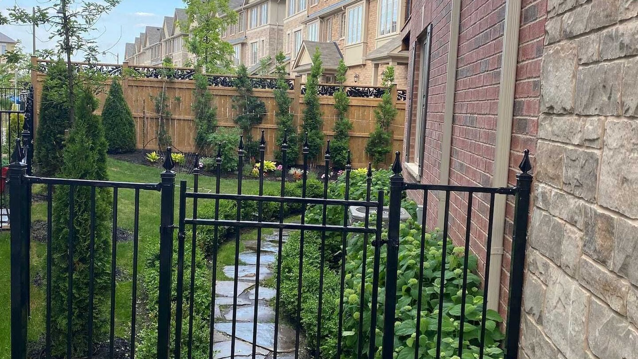 Photo of Outdoor in Oakville