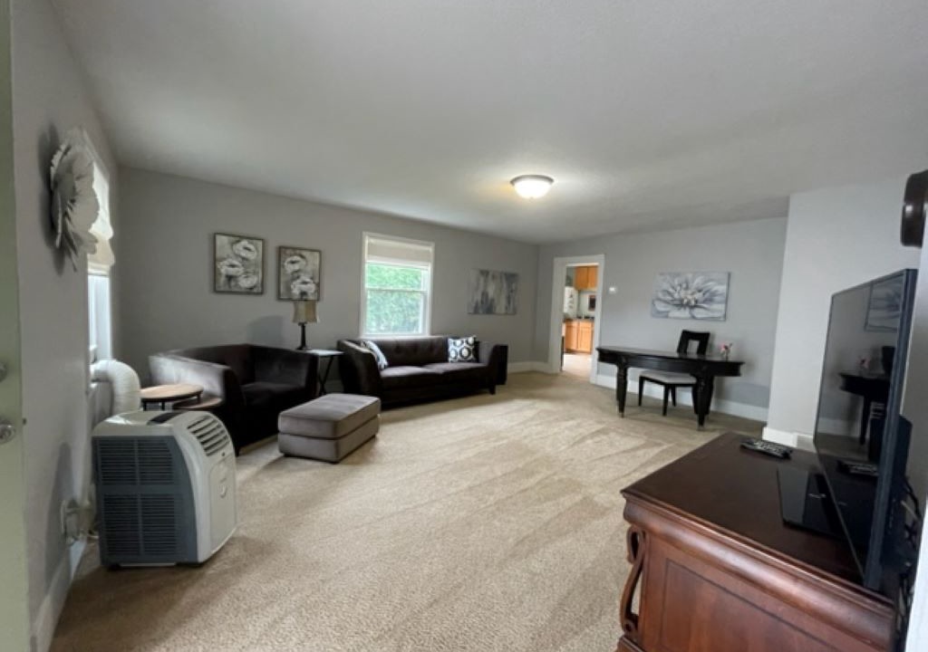Photo of Livingroom in Anoka
