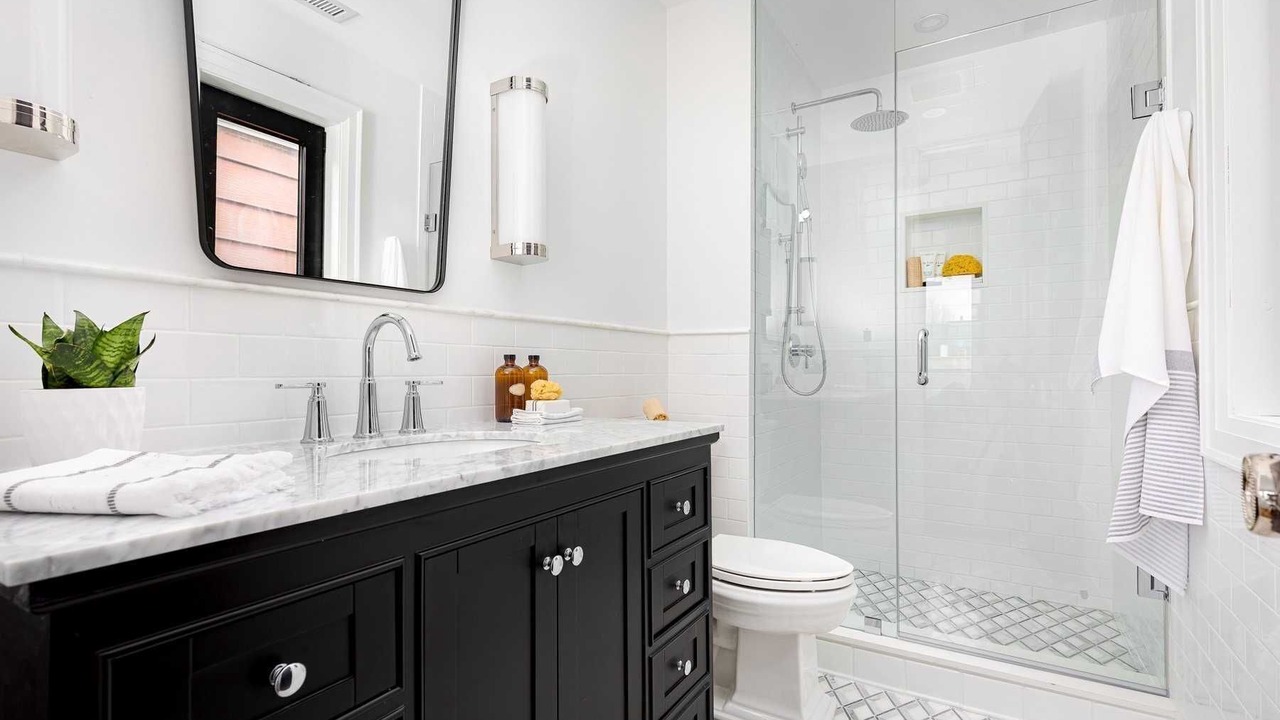 Photo of Bathroom in Little Italy