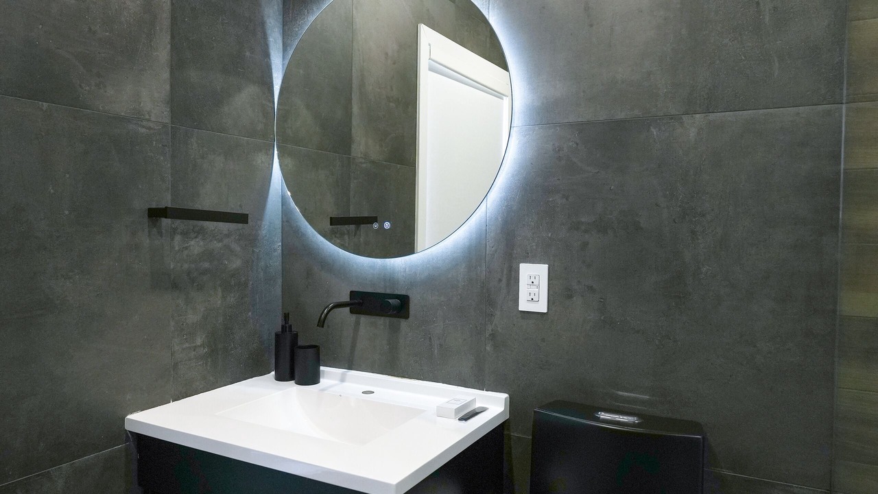 Photo of Bathroom in Faraday