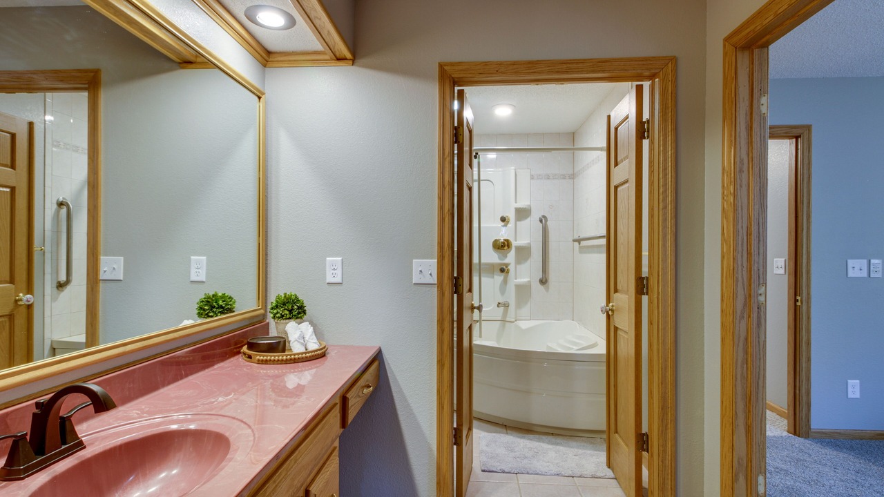 Photo of Bathroom in Hibbing