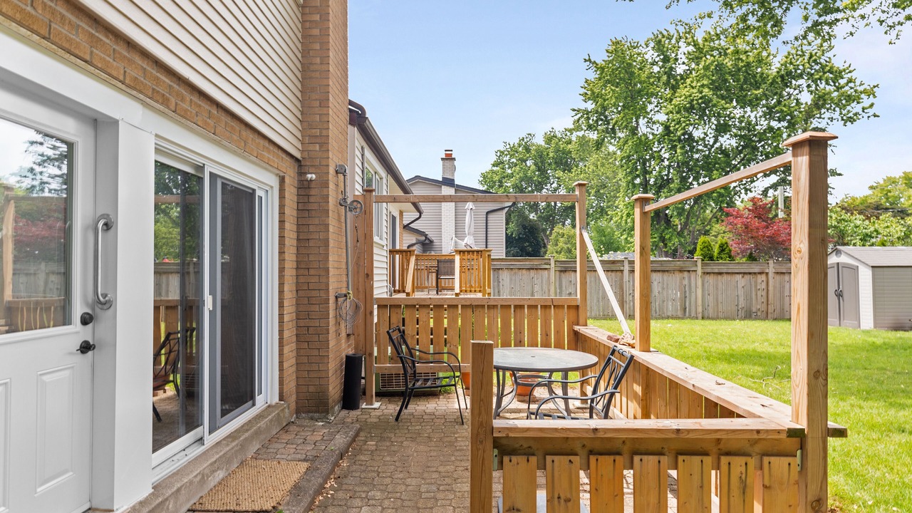 Photo of Outdoor in Clarkson-Lorne Park