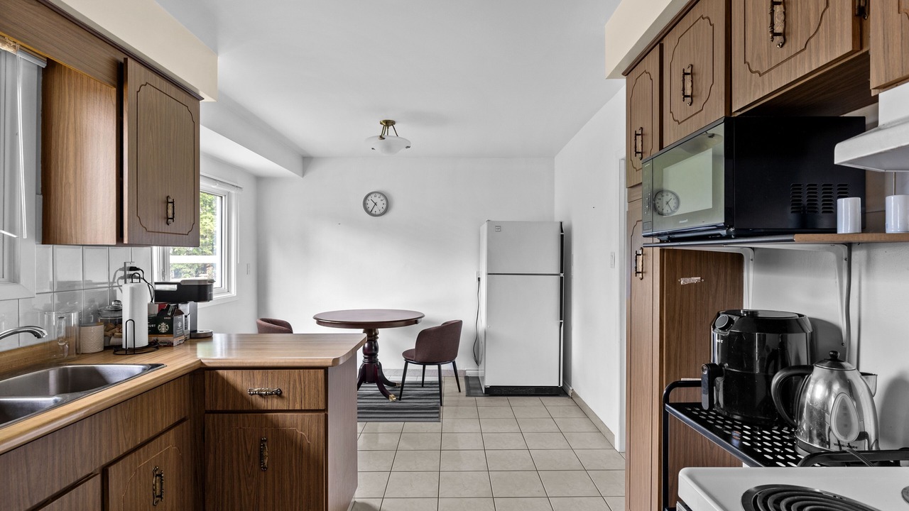 Photo of Kitchen in Clarkson-Lorne Park