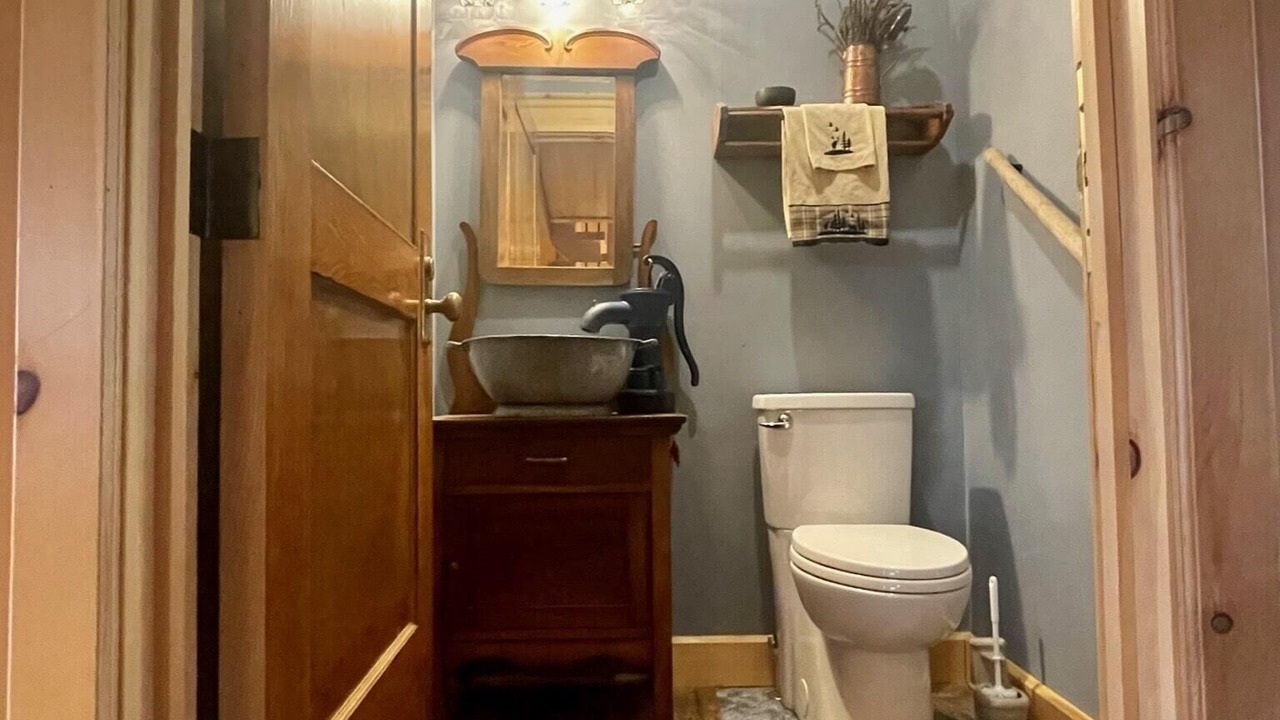 Photo of Bathroom in Magnetawan