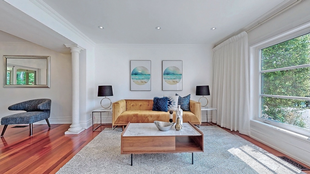 Photo of Livingroom in Toronto