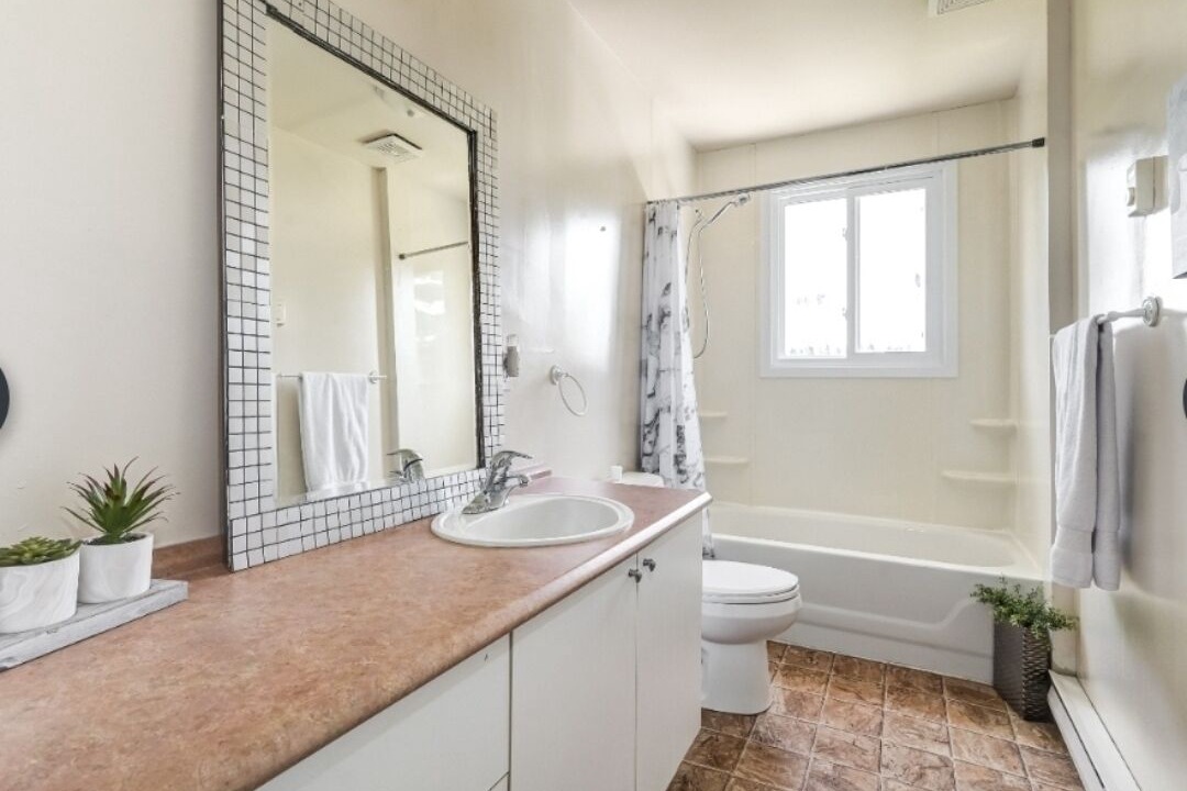 Photo of Bathroom in Embrun