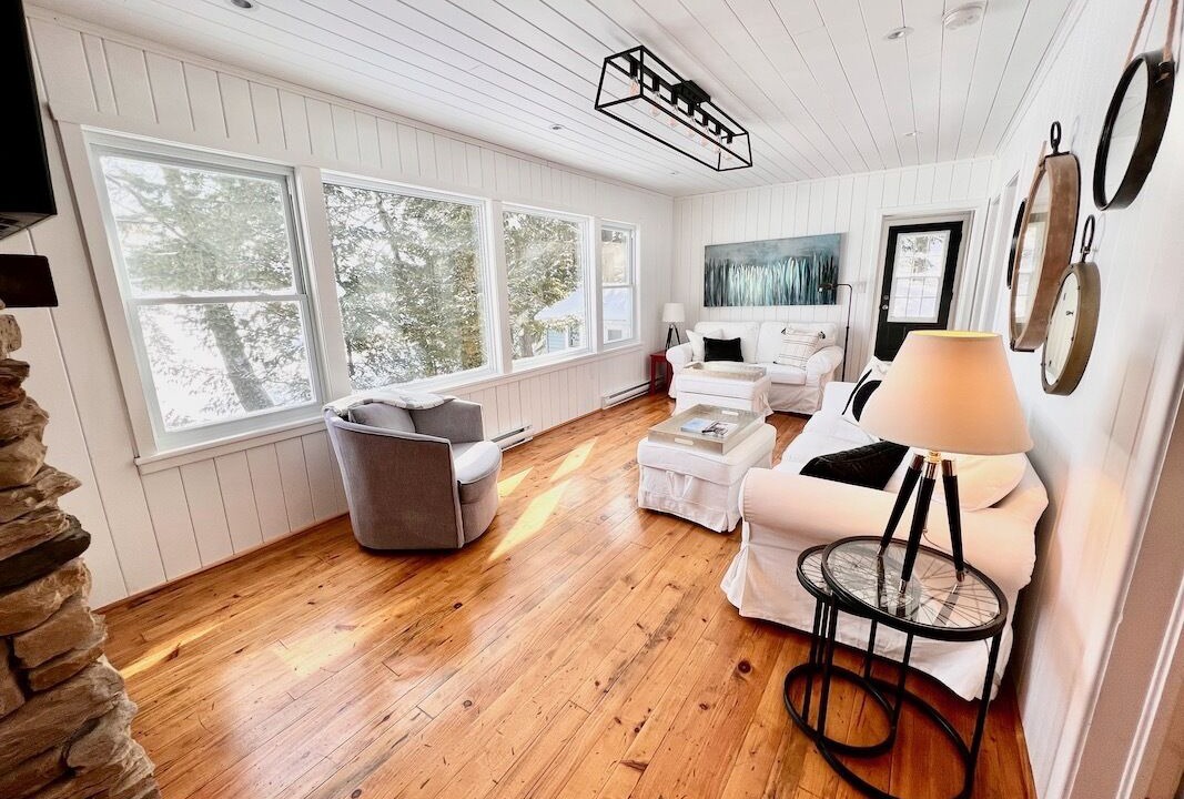 Photo of Livingroom in North Kawartha